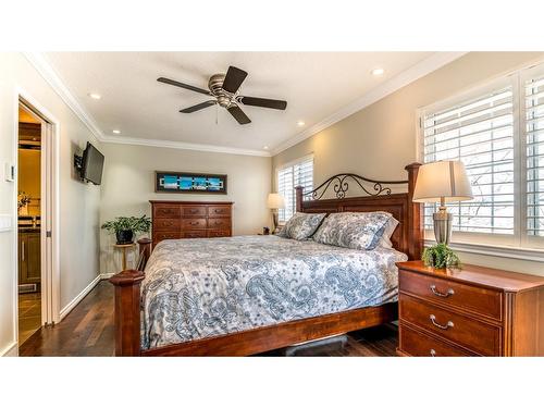 904 Patterson View Sw, Calgary, AB - Indoor Photo Showing Bedroom