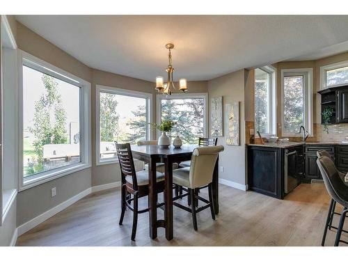 417 Douglas Woods Place Se, Calgary, AB - Indoor Photo Showing Dining Room