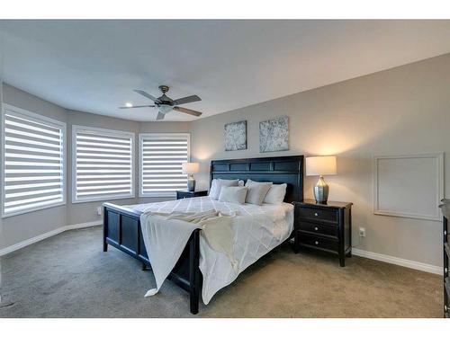 417 Douglas Woods Place Se, Calgary, AB - Indoor Photo Showing Bedroom