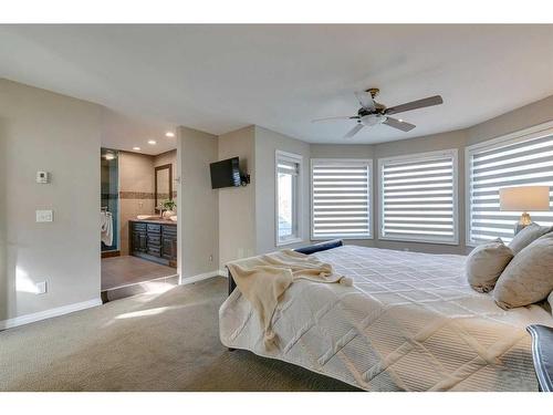 417 Douglas Woods Place Se, Calgary, AB - Indoor Photo Showing Bedroom