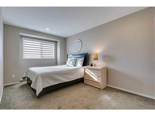 417 Douglas Woods Place Se, Calgary, AB - Indoor Photo Showing Bedroom