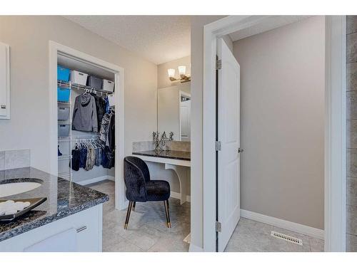 70 Auburn Springs Close Se, Calgary, AB - Indoor Photo Showing Bathroom