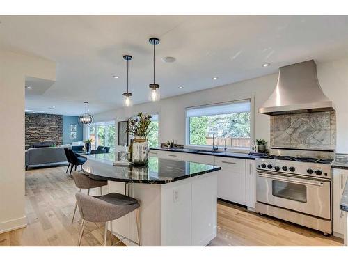 12222 Lake Erie Road Se, Calgary, AB - Indoor Photo Showing Kitchen With Upgraded Kitchen