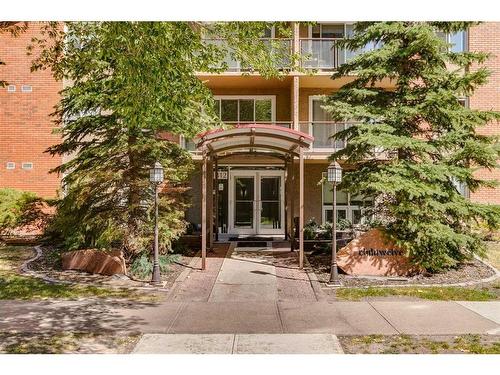 408-812 14 Avenue Sw, Calgary, AB - Outdoor With Balcony