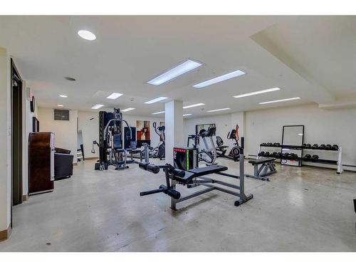 408-812 14 Avenue Sw, Calgary, AB - Indoor Photo Showing Gym Room