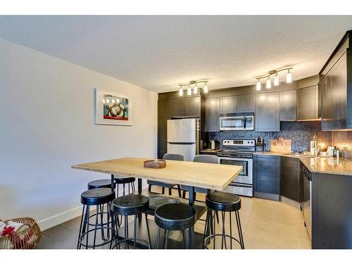 408-812 14 Avenue Sw, Calgary, AB - Indoor Photo Showing Other Room