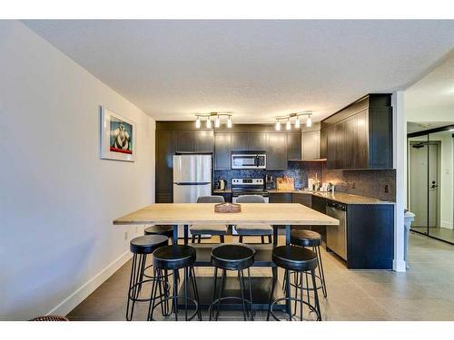 408-812 14 Avenue Sw, Calgary, AB - Indoor