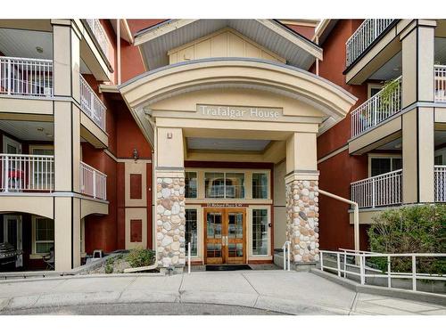 428-22 Richard Place Sw, Calgary, AB - Outdoor With Balcony With Facade