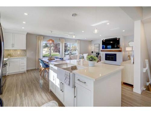 123 Huntchester Crescent Ne, Calgary, AB - Indoor Photo Showing Kitchen With Upgraded Kitchen