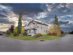 69 Citadel Mesa Close NW Calgary, AB T3G 5L1