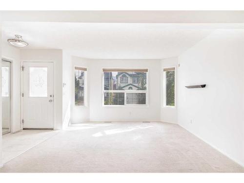 69 Citadel Mesa Close Nw, Calgary, AB - Indoor Photo Showing Living Room