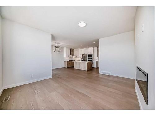 44 Carringvue Passage Nw, Calgary, AB - Indoor