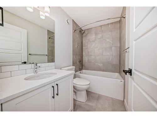 44 Carringvue Passage Nw, Calgary, AB - Indoor Photo Showing Bathroom