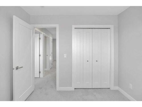 608 Dawson Drive, Chestermere, AB - Indoor Photo Showing Other Room