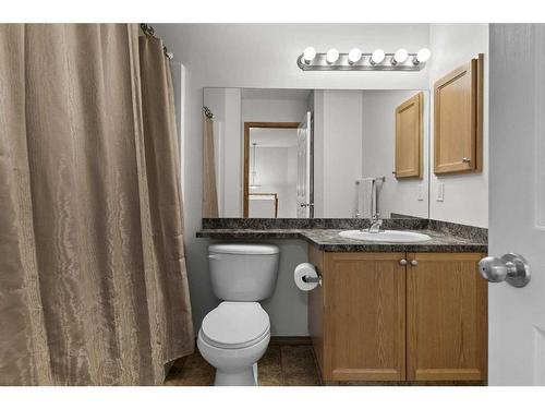 426 Tuscany Ridge Heights Nw, Calgary, AB - Indoor Photo Showing Bathroom