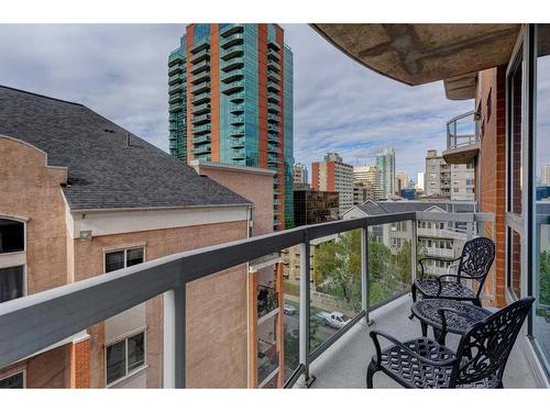 606-817 15 Avenue Sw, Calgary, AB - Outdoor