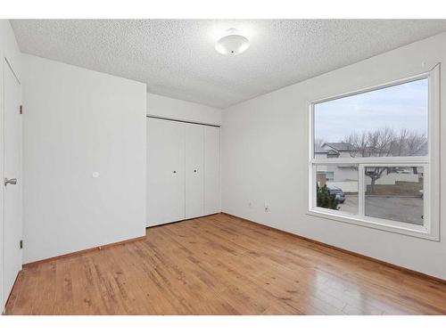 75-32 Whitnel Court Ne, Calgary, AB - Indoor Photo Showing Other Room