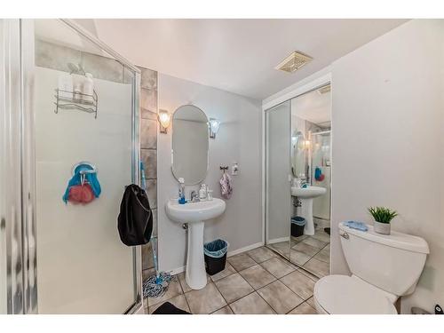 906-1121 6 Avenue Sw, Calgary, AB - Indoor Photo Showing Bathroom