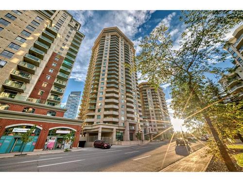 906-1121 6 Avenue Sw, Calgary, AB - Outdoor With Facade