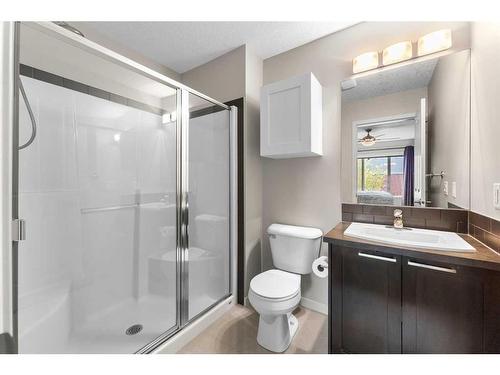 229 Copperpond Row Se, Calgary, AB - Indoor Photo Showing Bathroom