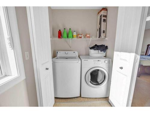 140 Saddlebrook Circle Ne, Calgary, AB - Indoor Photo Showing Laundry Room