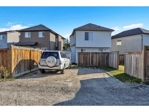 140 Saddlebrook Circle Ne, Calgary, AB - Outdoor