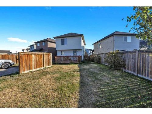 140 Saddlebrook Circle Ne, Calgary, AB - Outdoor