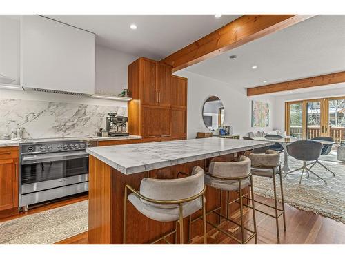 4-511 6Th Avenue, Canmore, AB - Indoor Photo Showing Kitchen With Upgraded Kitchen