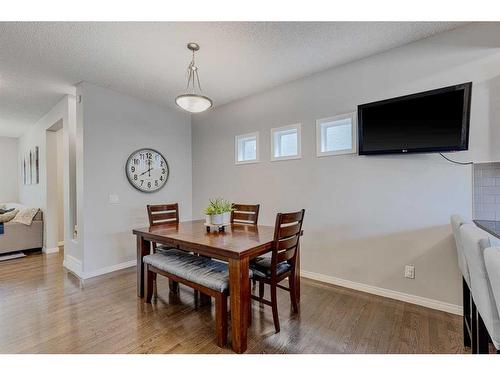 182 Mahogany Heights Se, Calgary, AB - Indoor Photo Showing Dining Room