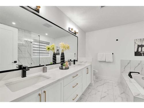 452 Legacy Boulevard Se, Calgary, AB - Indoor Photo Showing Bathroom