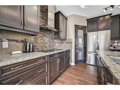 176 Sherwood Rise Nw, Calgary, AB - Indoor Photo Showing Kitchen With Stainless Steel Kitchen With Upgraded Kitchen