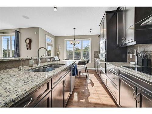 176 Sherwood Rise Nw, Calgary, AB - Indoor Photo Showing Kitchen With Double Sink With Upgraded Kitchen