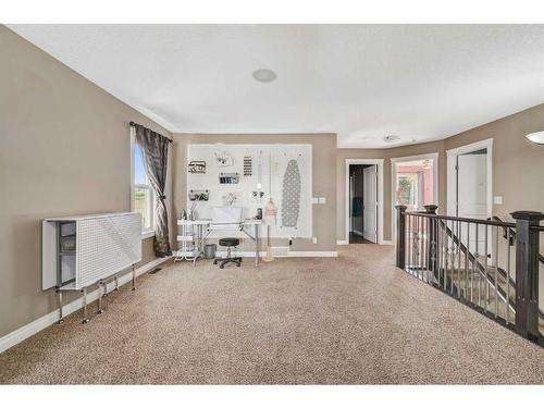 176 Sherwood Rise Nw, Calgary, AB - Indoor