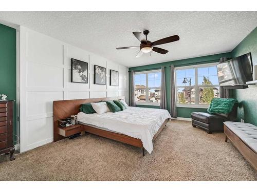 176 Sherwood Rise Nw, Calgary, AB - Indoor Photo Showing Bedroom