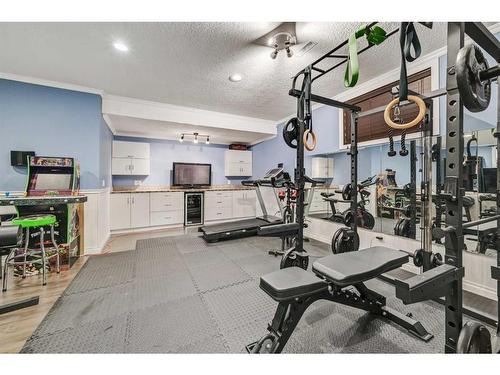 176 Sherwood Rise Nw, Calgary, AB - Indoor Photo Showing Gym Room