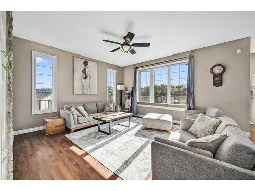 176 Sherwood Rise Nw, Calgary, AB - Indoor Photo Showing Living Room