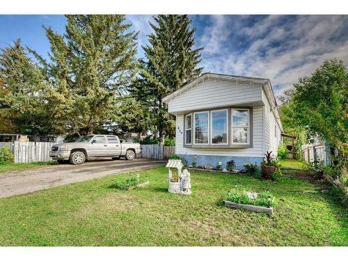 859 Brentwood Crescent, Strathmore, AB - Outdoor