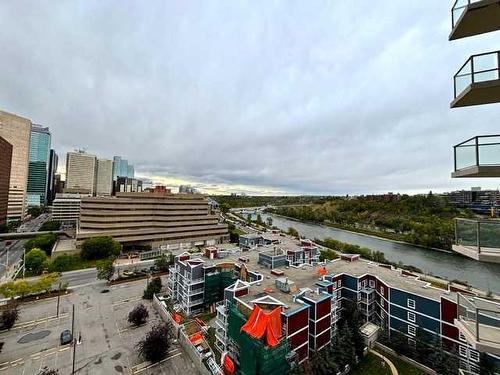 1208-325 3 Street Se, Calgary, AB - Outdoor With View