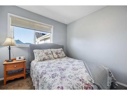 191 Mckenzie Towne Gate Se, Calgary, AB - Indoor Photo Showing Bedroom