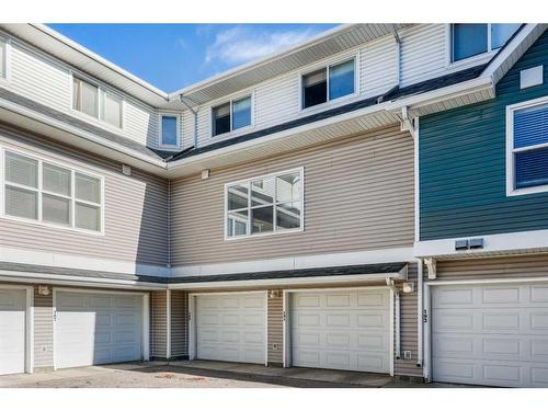 191 Mckenzie Towne Gate Se, Calgary, AB - Outdoor