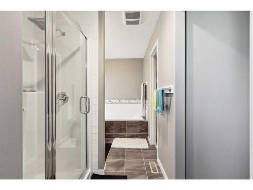 2168 Brightoncrest Green Se, Calgary, AB - Indoor Photo Showing Bathroom