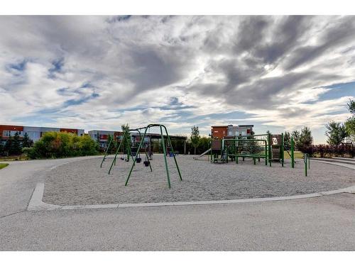 116 Shawnee Common Sw, Calgary, AB - Outdoor