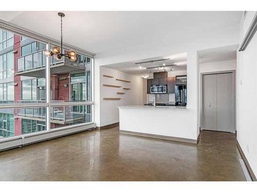 1601-135 13 Avenue Sw, Calgary, AB - Indoor Photo Showing Kitchen