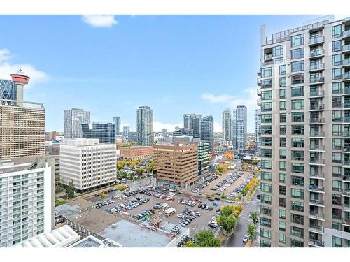 1601-135 13 Avenue Sw, Calgary, AB - Outdoor With Balcony With Facade