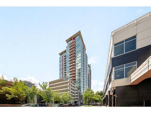 1601-135 13 Avenue Sw, Calgary, AB - Outdoor