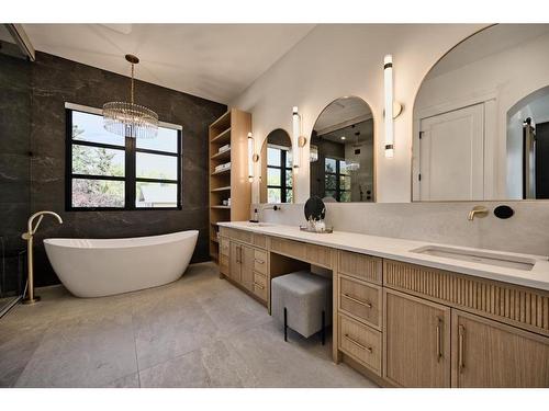 608 Willow Brook Drive Se, Calgary, AB - Indoor Photo Showing Bathroom