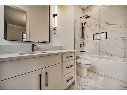 608 Willow Brook Drive Se, Calgary, AB - Indoor Photo Showing Bathroom