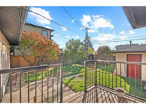 209 Windermere Road Sw, Calgary, AB - Indoor Photo Showing Laundry Room