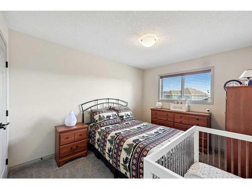 241 Mahogany Parade Se, Calgary, AB - Indoor Photo Showing Bedroom