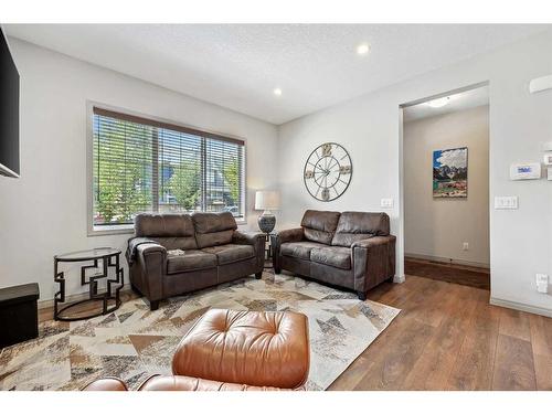 241 Mahogany Parade Se, Calgary, AB - Indoor Photo Showing Living Room